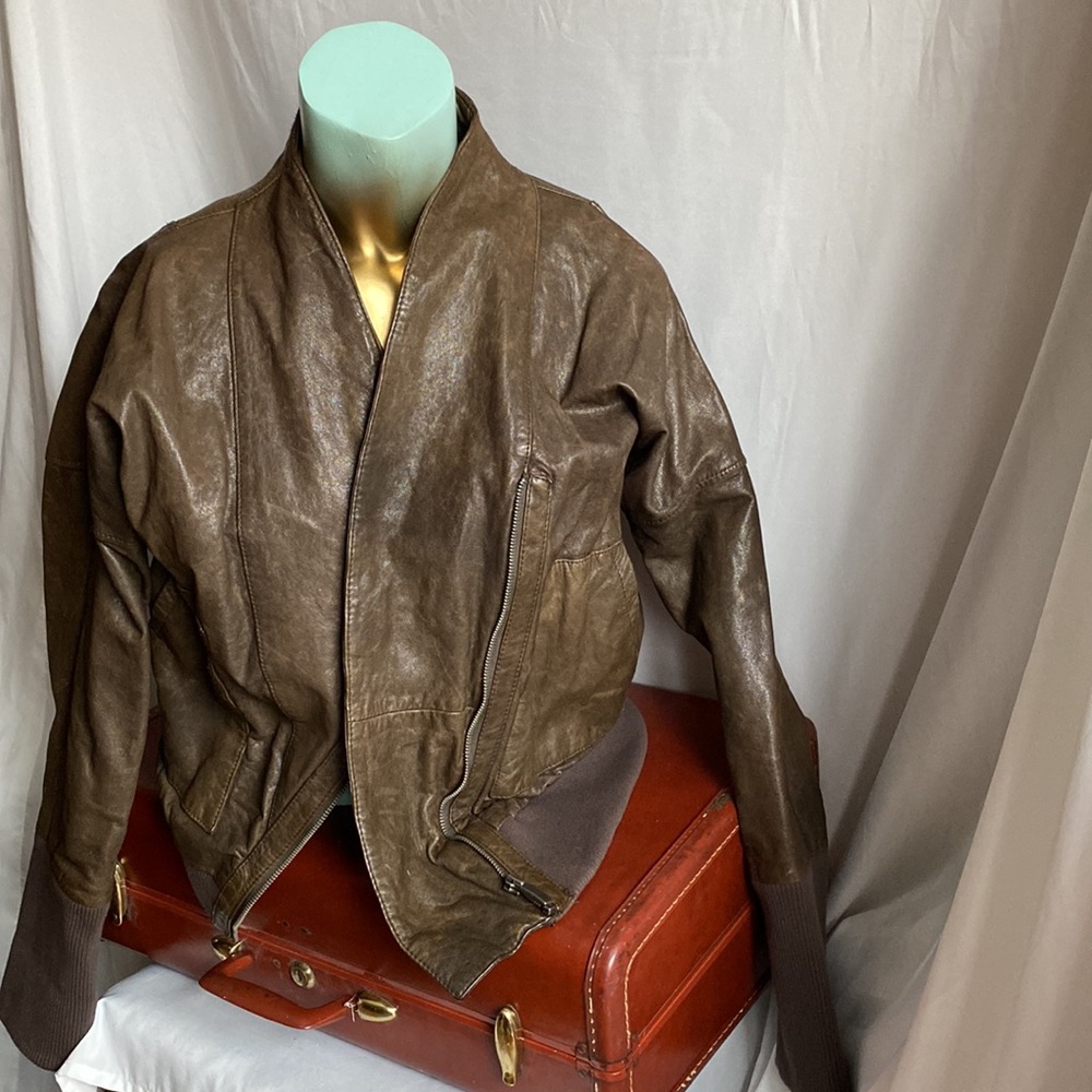 Genuine leather Olive green jacket - Picture 7 of 16